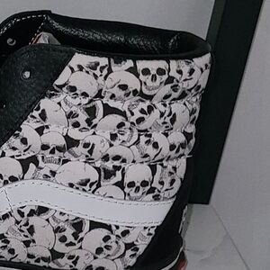 Vans Sk8-Hi "Forgotten Bones" Skull High Tops - Custom "Catz Rule" - W 8.5 / M 7